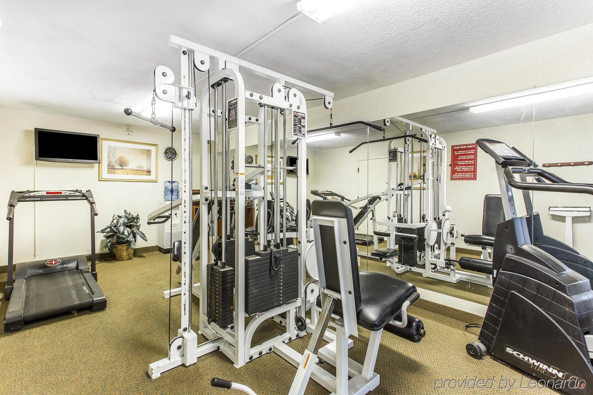 Quality Inn University Уинстон-Сейлем Экстерьер фото